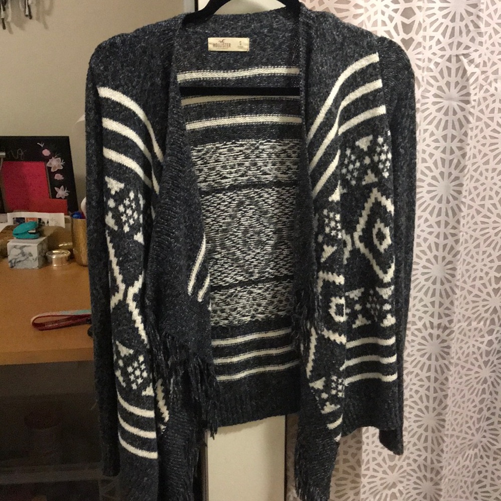 Patterned cardigan